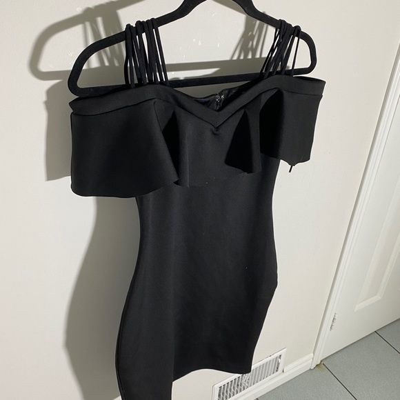 Black Bodycon Dress - Picture 4 of 8